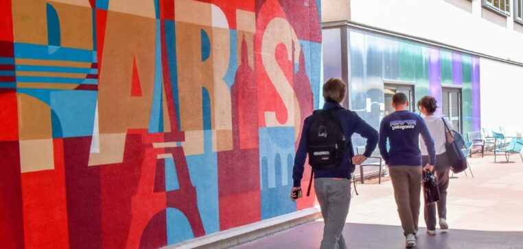 fresque mur campus paris